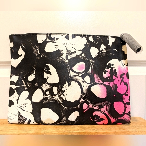 NWOT Sephora Oversized Floral Print Faux Leather Tassel Cosmetic Bag - Picture 3 of 3